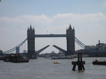 Die Tower Bridge öffnet ihre Pforten